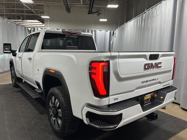 New 2025 GMC Sierra 2500 Denali w/ Denali Reserve Package image 7