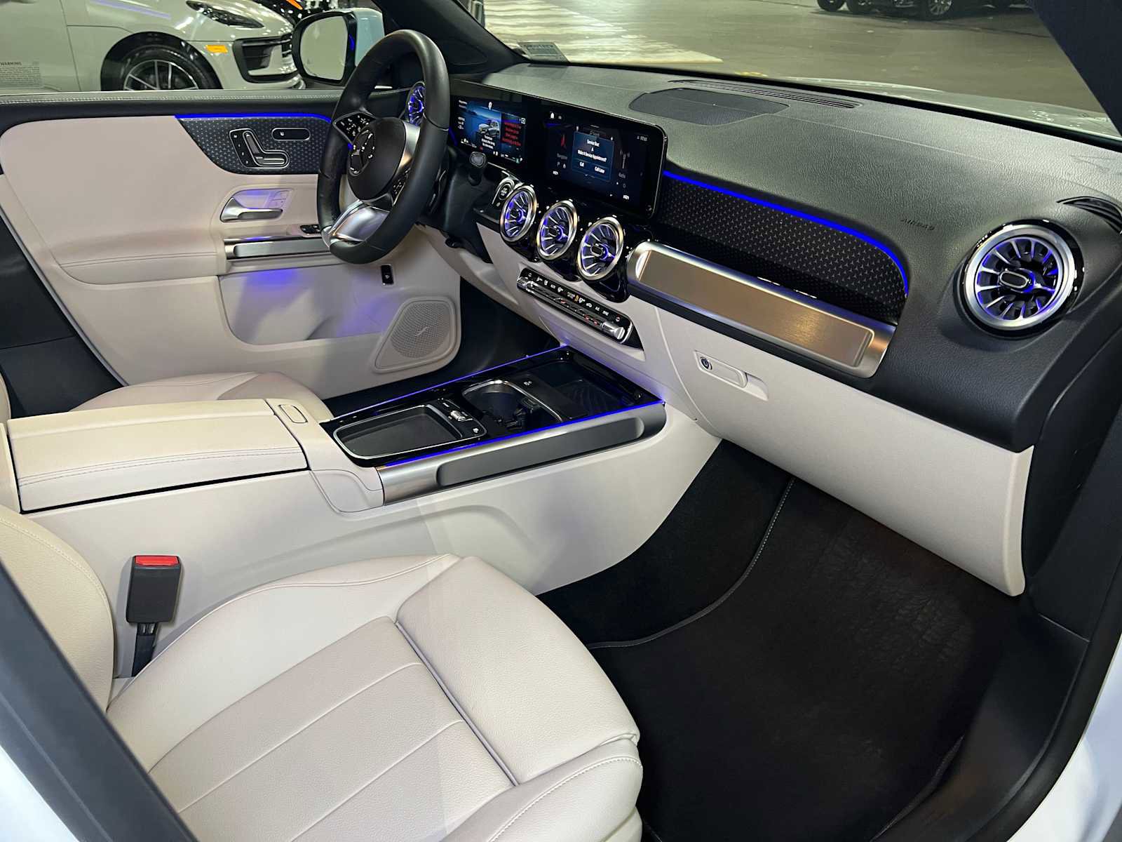 Certified 2025 Mercedes-Benz GLB 250 GLB 250 image 11