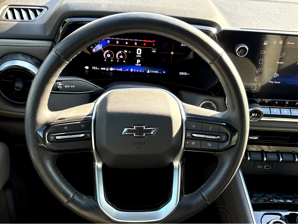 Used 2023 Chevrolet Colorado ZR2 w/ ZR2 Convenience Package III image 13