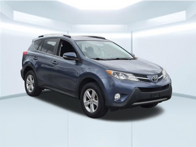 Used 2014 Toyota RAV4 XLE AWD/4WD image 8