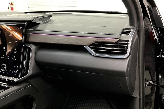 Used 2025 GMC Acadia Denali w/ Super Cruise Package image 19