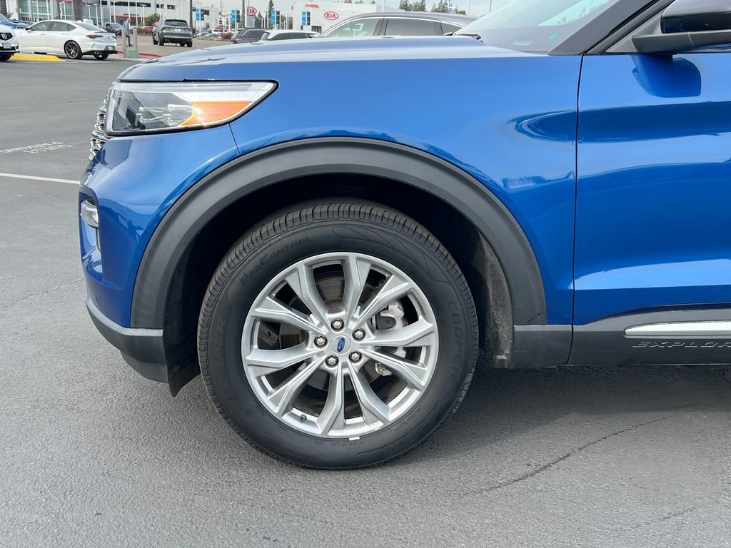 Used 2023 Ford Explorer Limited image 5