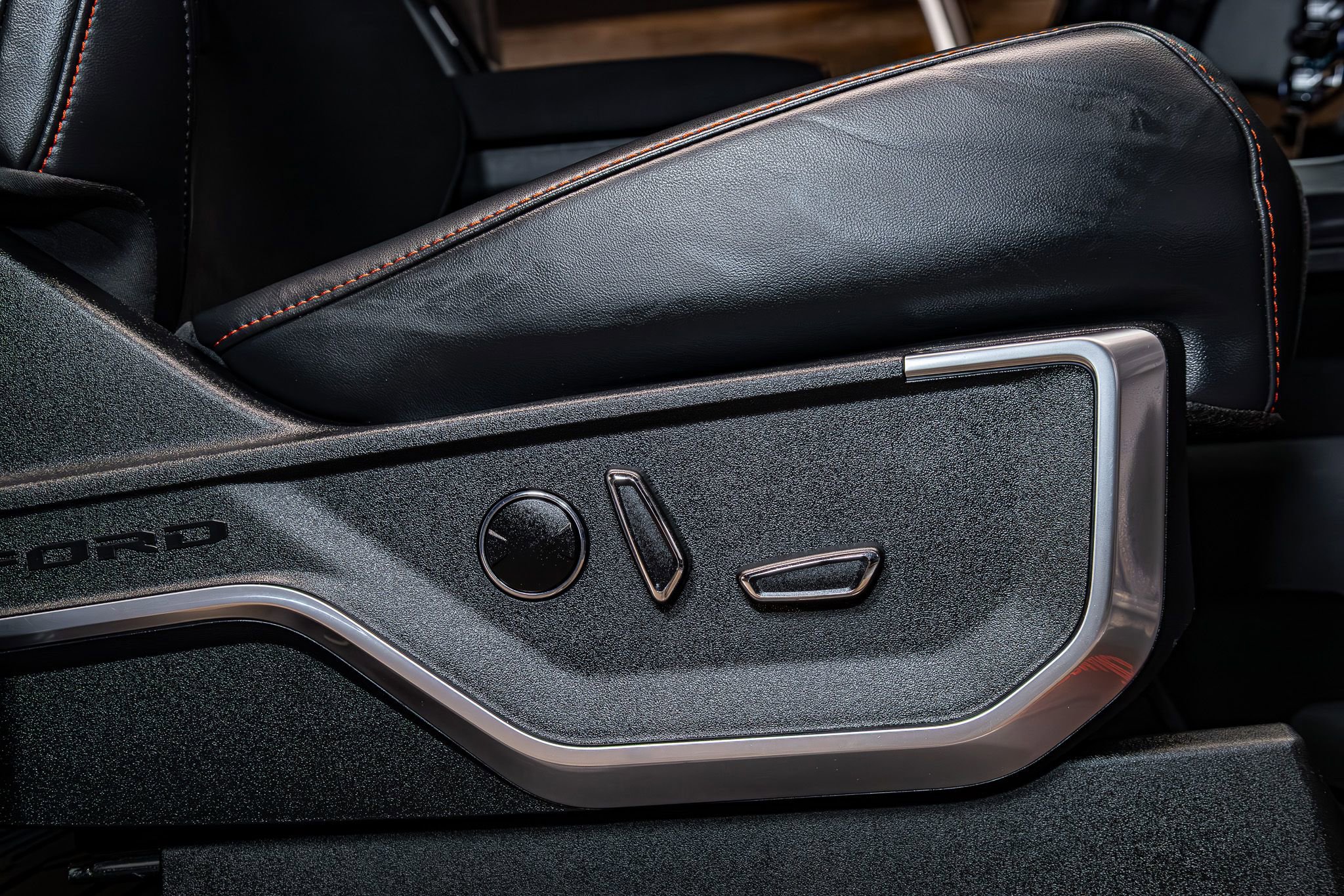 Used 2025 Ford F150 Raptor w/ Equipment Group 803A Raptor R image 24