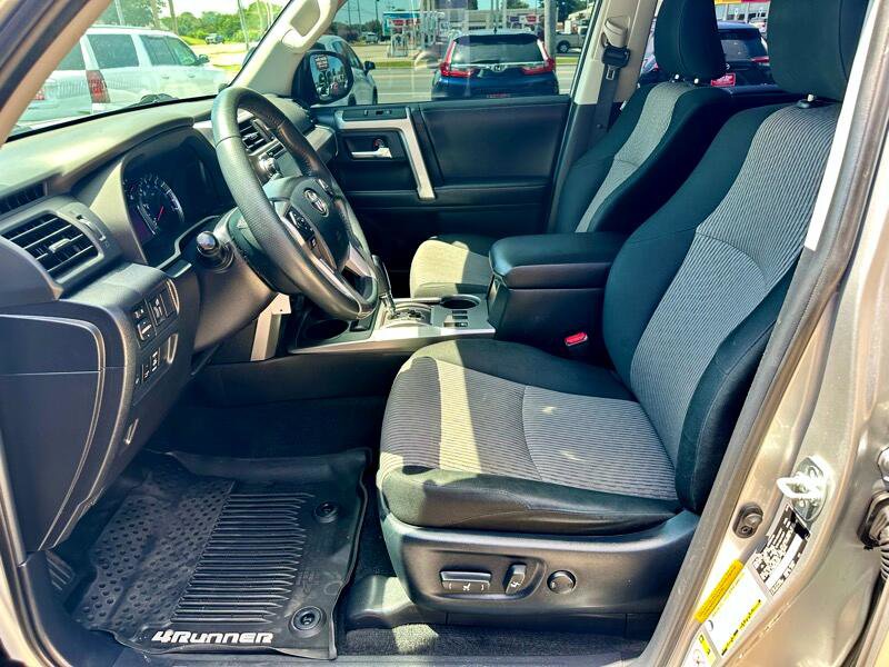 Used 2019 Toyota 4Runner SR5 image 12