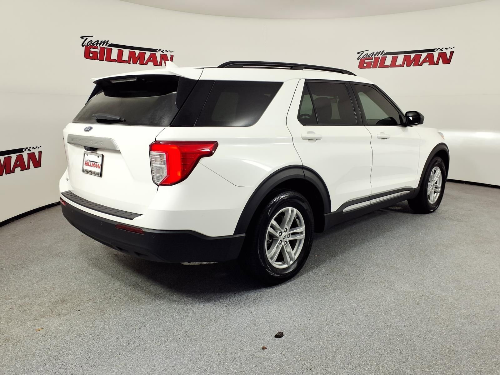Used 2024 Ford Explorer XLT image 5