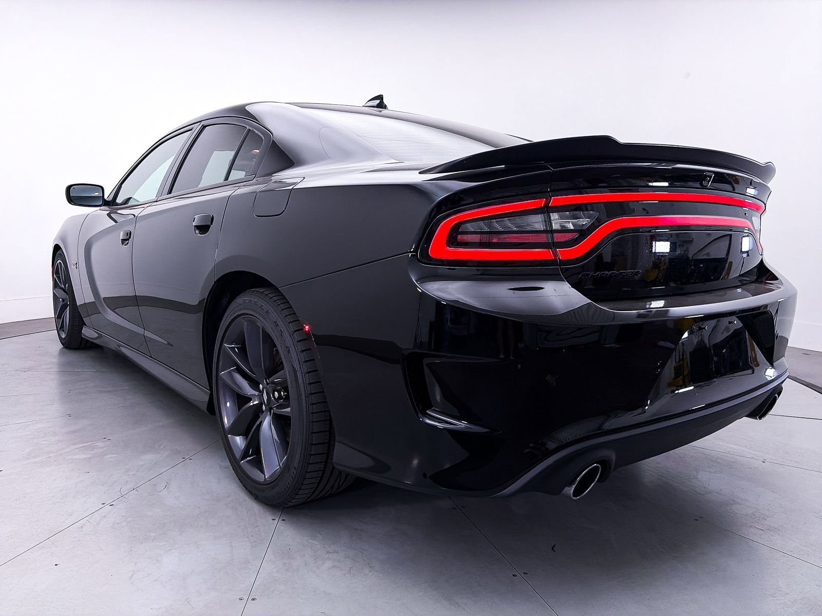 Used 2019 Dodge Charger Scat Pack image 13