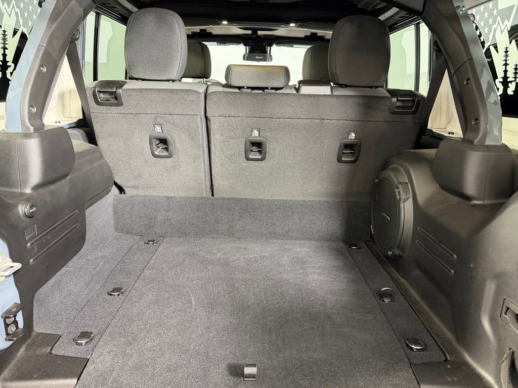 Used 2024 Jeep Wrangler Unlimited w/ Convenience Group image 34