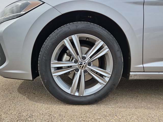 Used 2024 Volkswagen Jetta SE image 22
