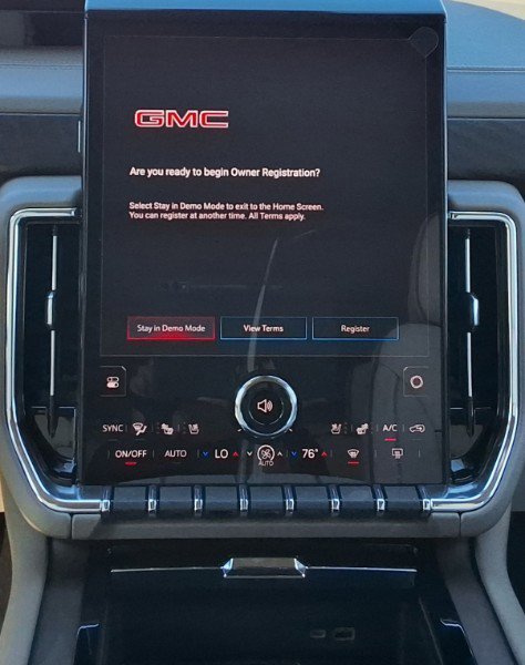 New 2026 GMC Yukon Denali image 21