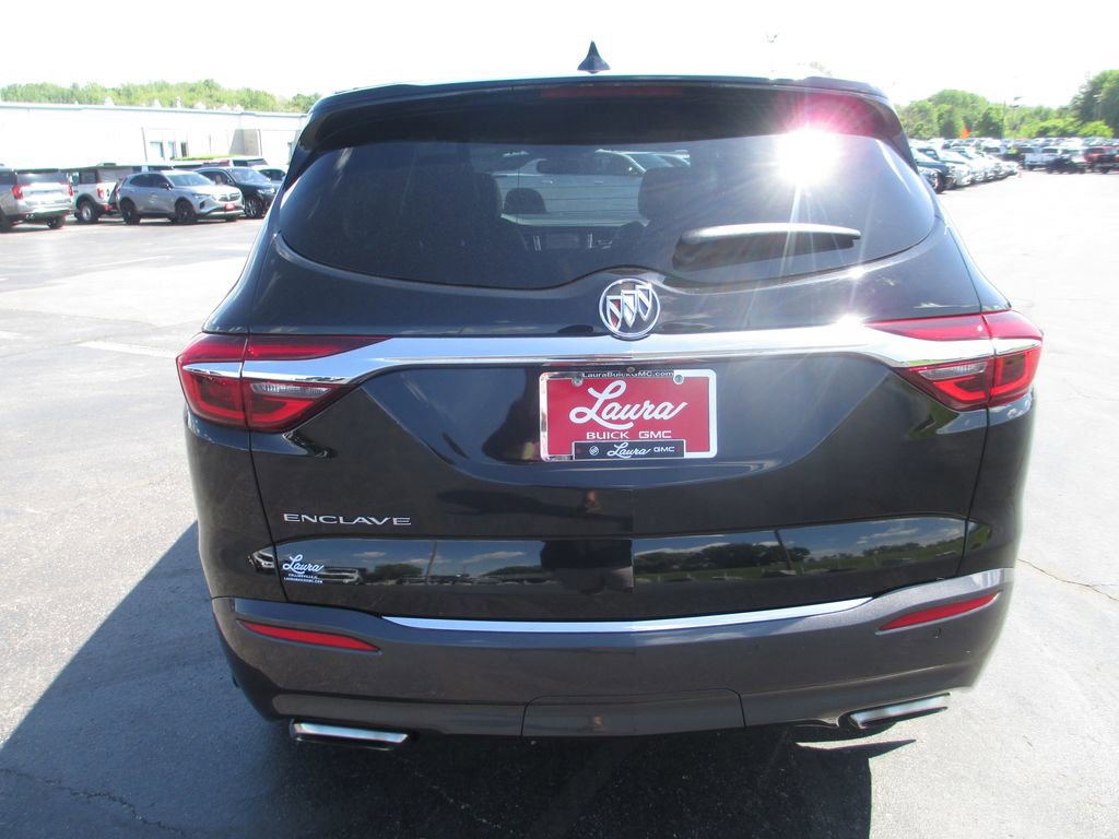 Used 2020 Buick Enclave Essence w/ Sound and Sites Package FWD image 7
