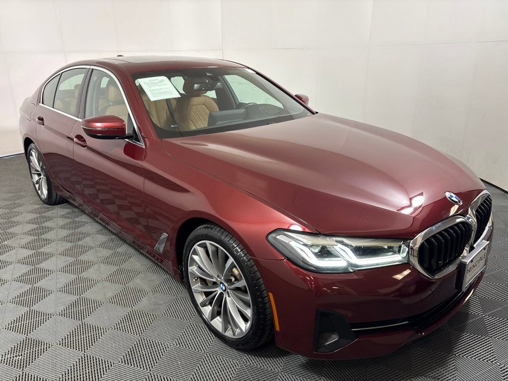 Certified 2023 BMW 530i w/ Premium Package RWD image 4