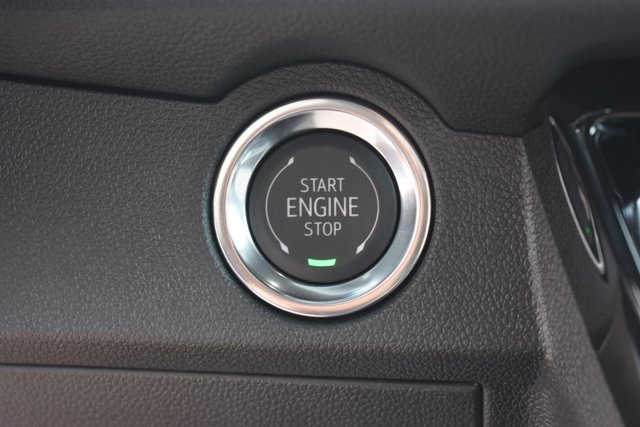New 2026 Chevrolet Traverse LT w/ Driver Confidence Package FWD image 28