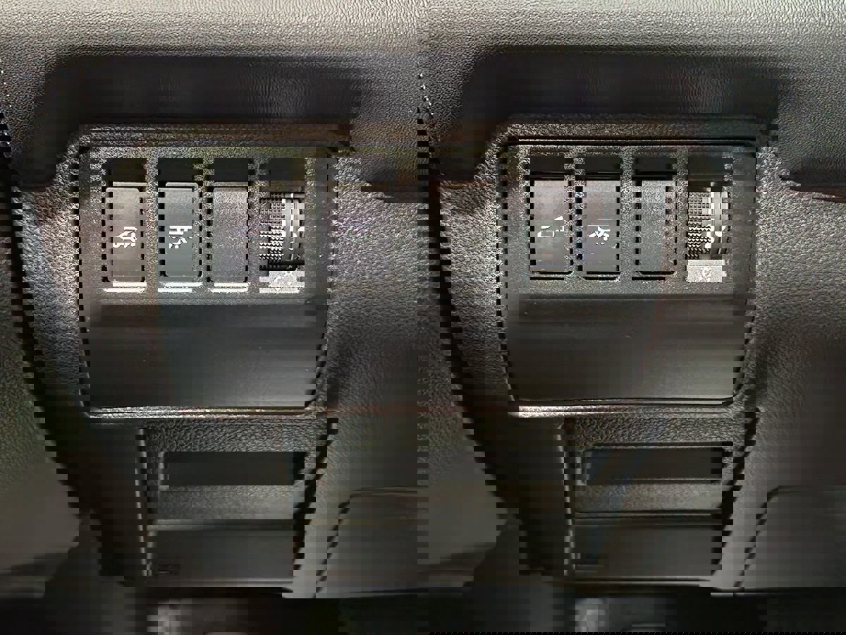 Used 2023 Subaru Ascent Limited w/ Technology Package image 42