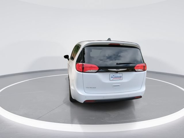 New 2025 Chrysler Voyager LX FWD image 7