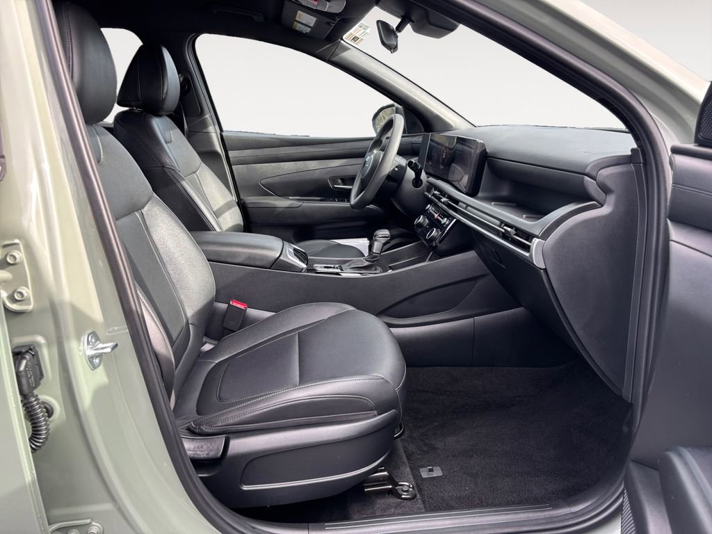 Used 2025 Hyundai Santa Cruz SEL image 10