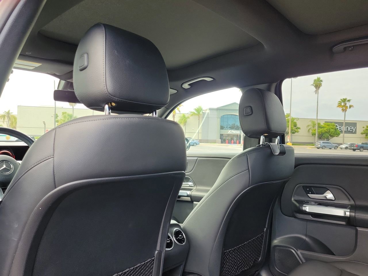 Certified 2023 Mercedes-Benz GLB 250 image 11