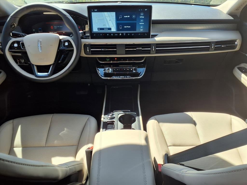 New 2026 Lincoln Corsair Premiere image 4