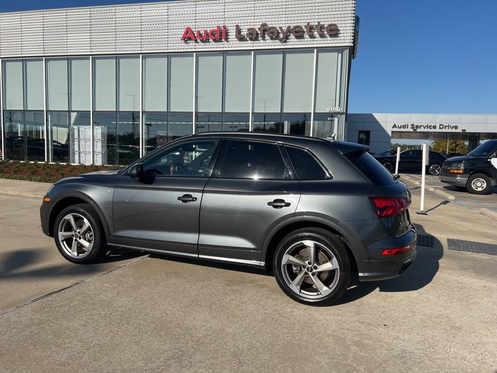 Used 2020 Audi Q5 2.0T Titanium Premium Plus w/ Premium Plus Package image 4