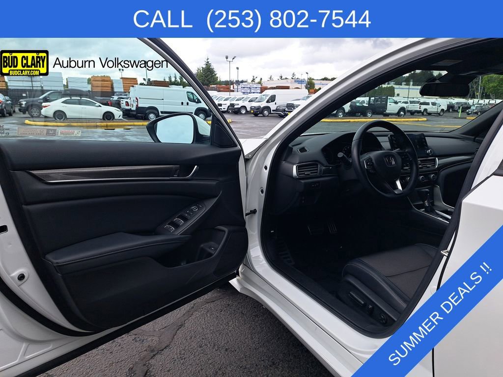 Used 2018 Honda Accord Sport image 34