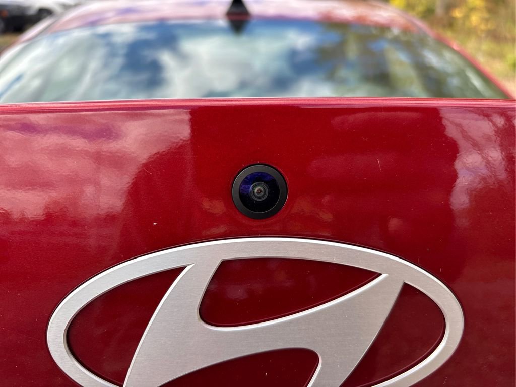 New 2025 Hyundai Elantra Blue image 16