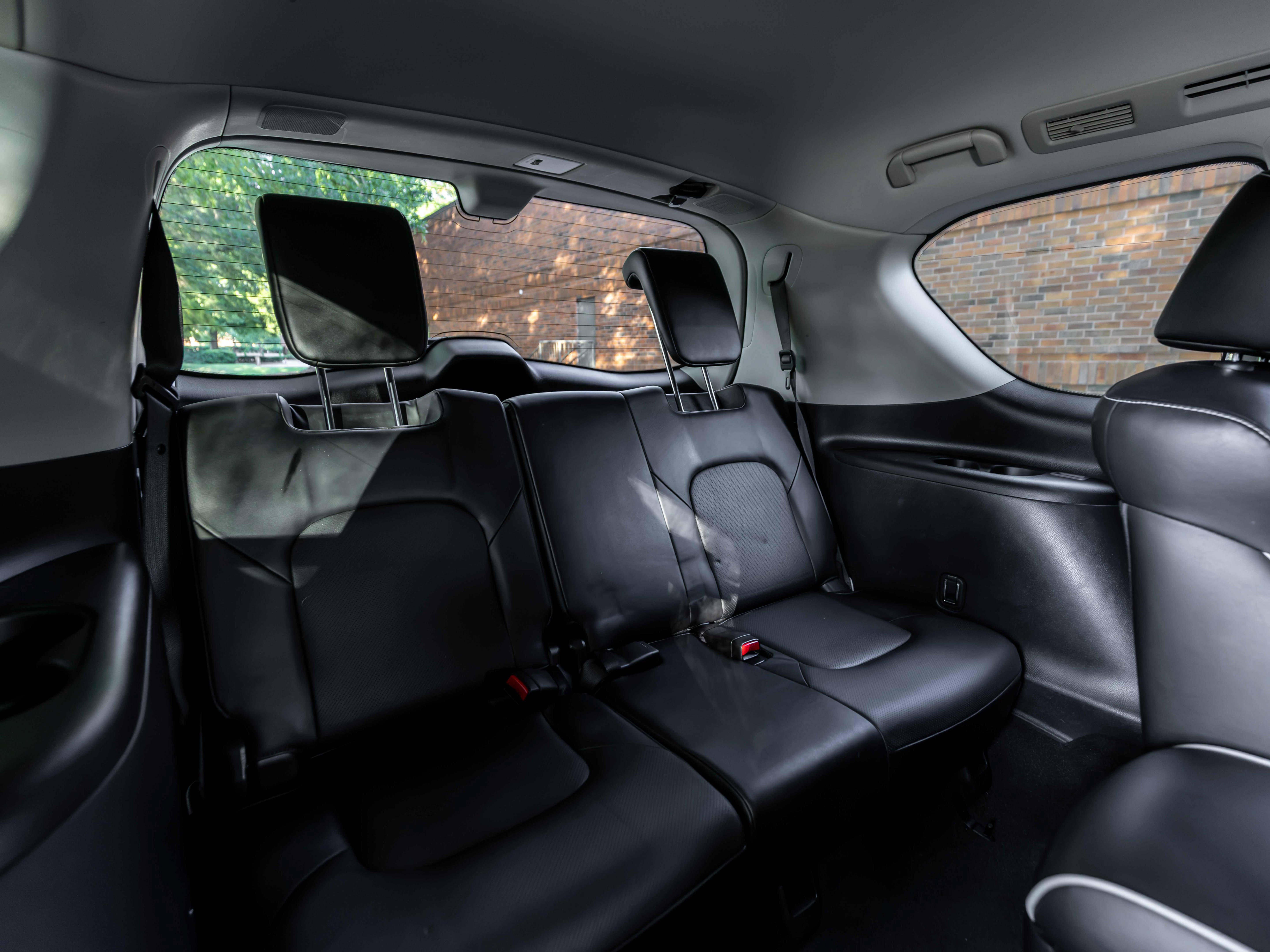 Used 2021 INFINITI QX80 Premium Select w/ All-Season Package RWD image 17