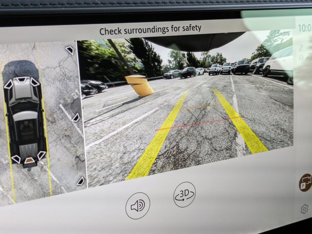 New 2025 Land Rover Defender 110 S image 13