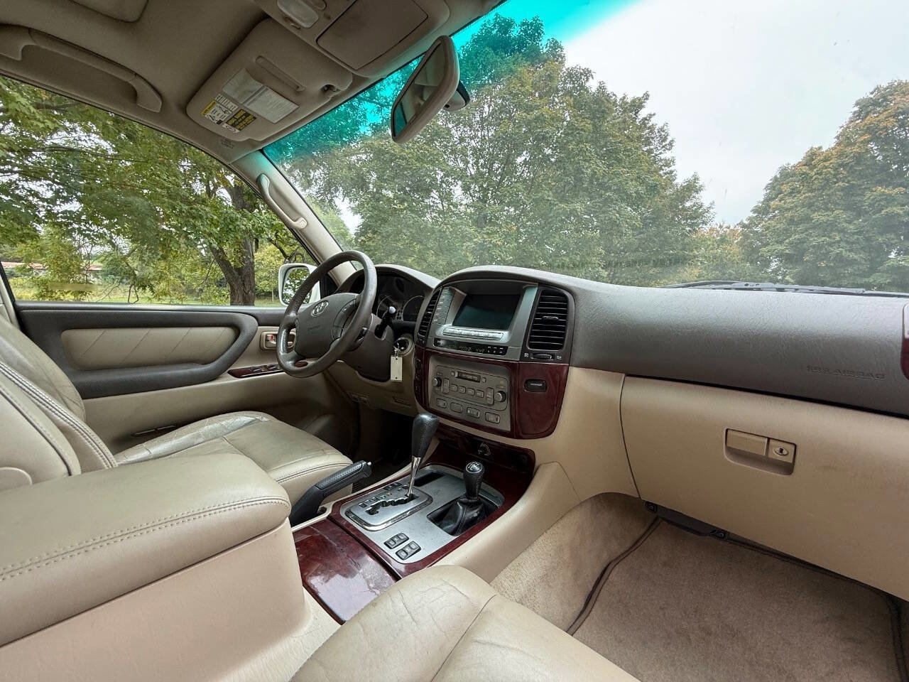 Used 2004 Toyota Land Cruiser image 70