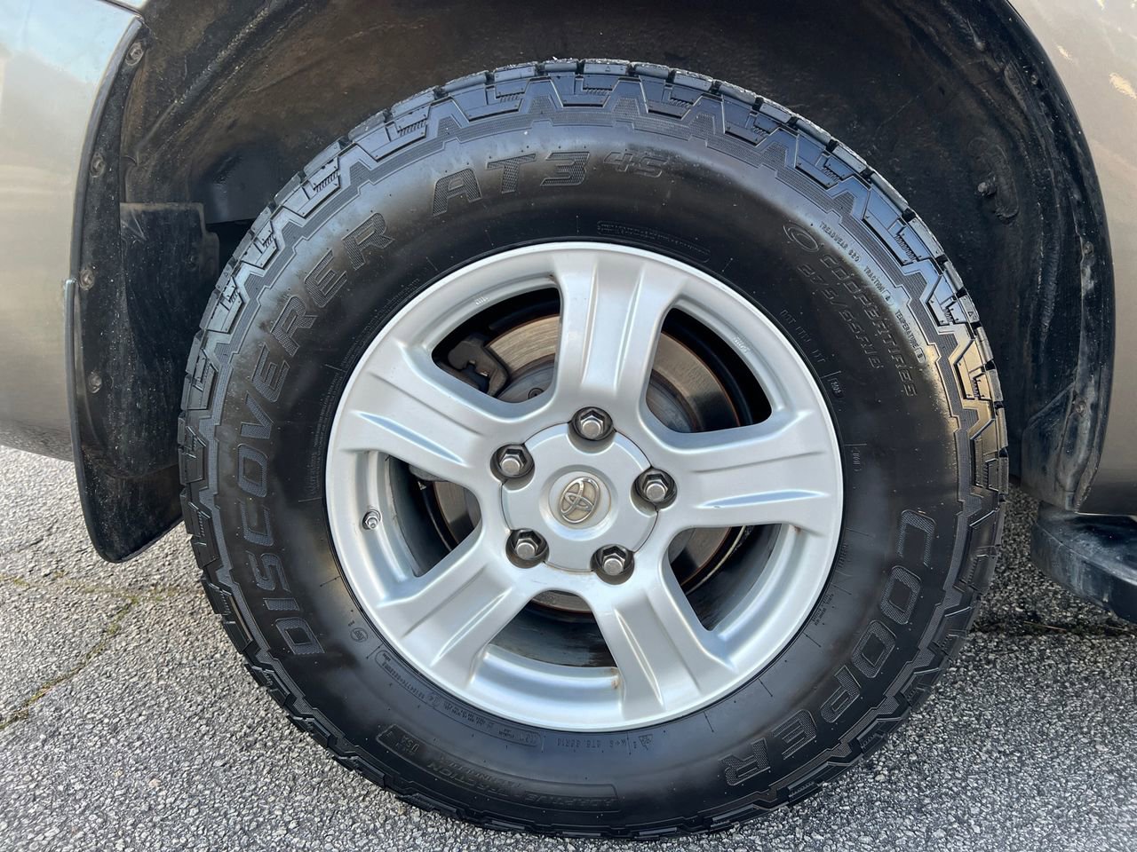 Used 2013 Toyota Sequoia SR5 image 19