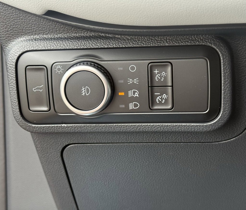 New 2025 Ford Explorer Platinum image 18