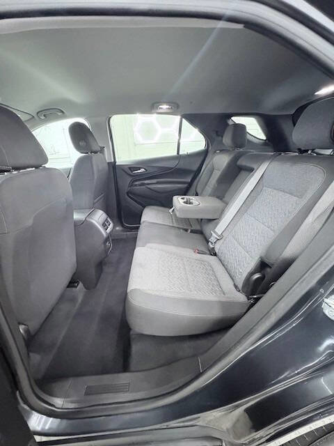 Used 2022 Chevrolet Equinox LT w/ Driver Convenience Package AWD/4WD image 15