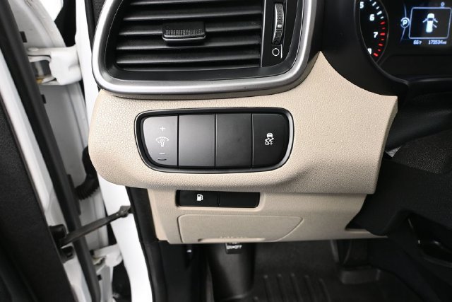 Used 2016 Kia Sorento LX FWD image 23