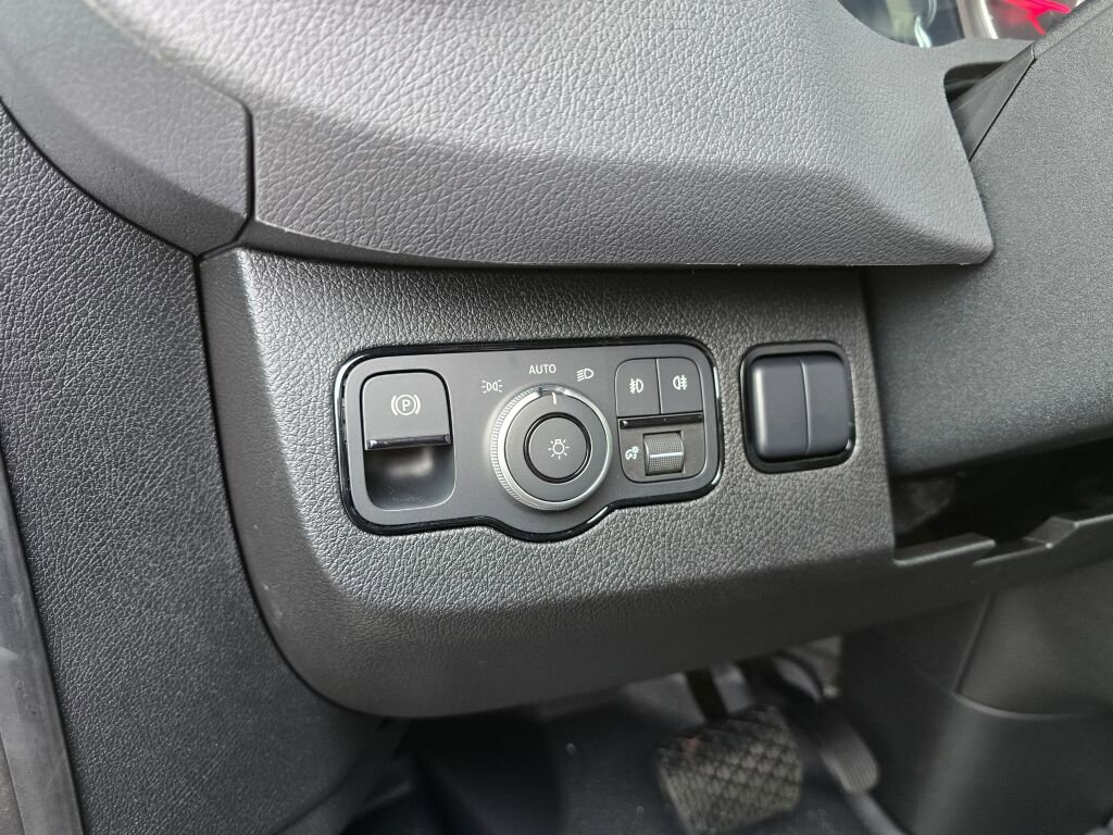 New 2026 Mercedes-Benz Sprinter 2500 image 28