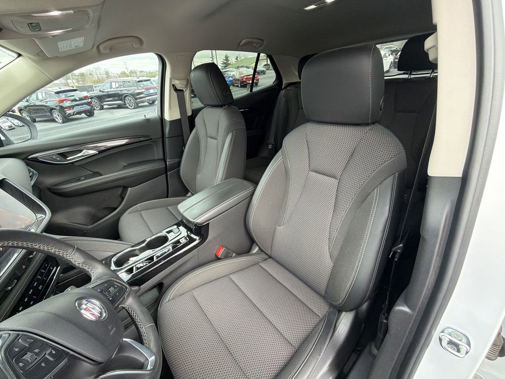 Used 2023 Buick Envision Preferred image 17