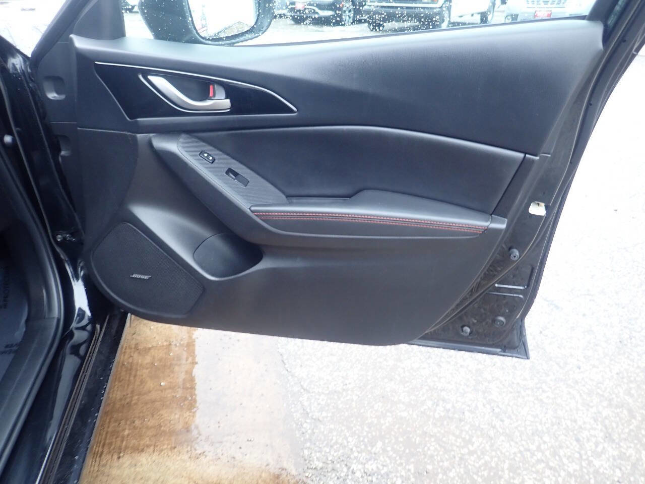 Used 2016 MAZDA MAZDA3 i Grand Touring image 30