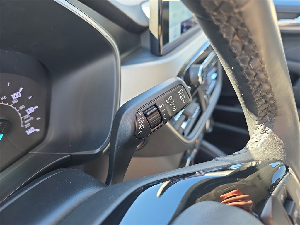 Used 2022 Ford Escape SEL image 24