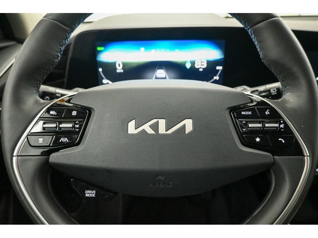 Certified 2025 Kia Niro Wind w/ Wind Preserve Package image 34