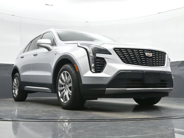 Used 2022 Cadillac XT4 Premium Luxury w/ Safety Alert Package image 33