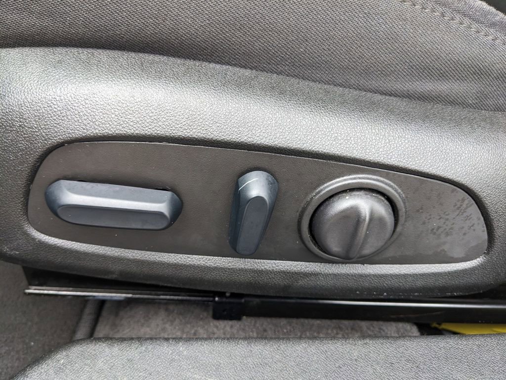 Used 2024 Chevrolet Malibu LT image 48