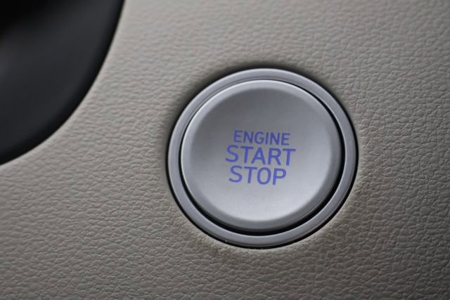 Certified 2023 Hyundai Tucson Limited AWD/4WD image 16