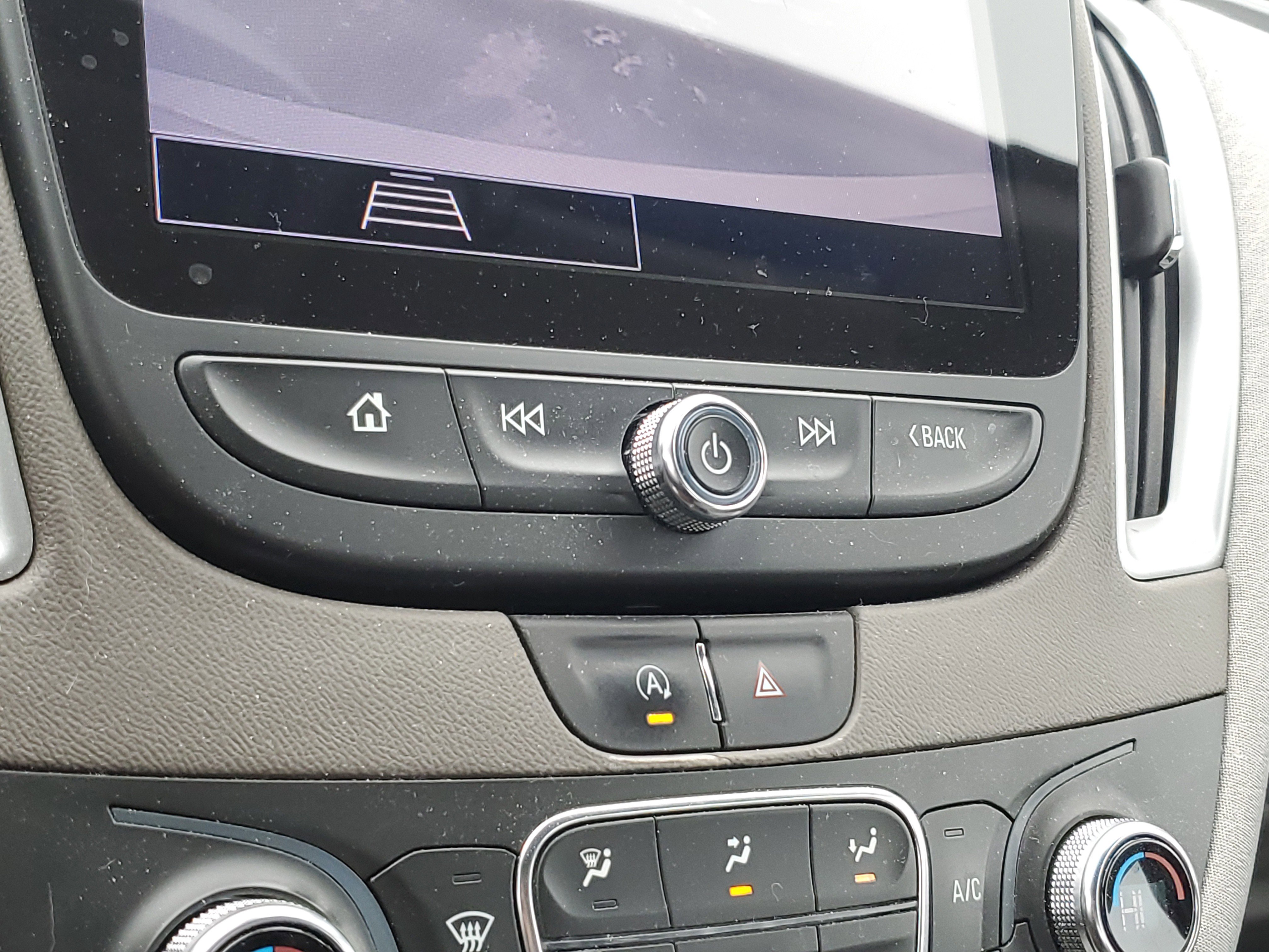 Used 2022 Chevrolet Malibu LT image 22