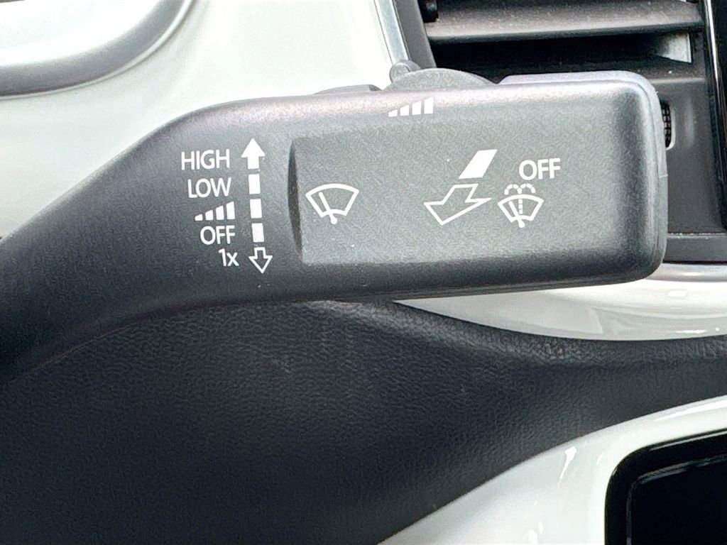 Used 2019 Volkswagen Beetle 2.0T S image 13