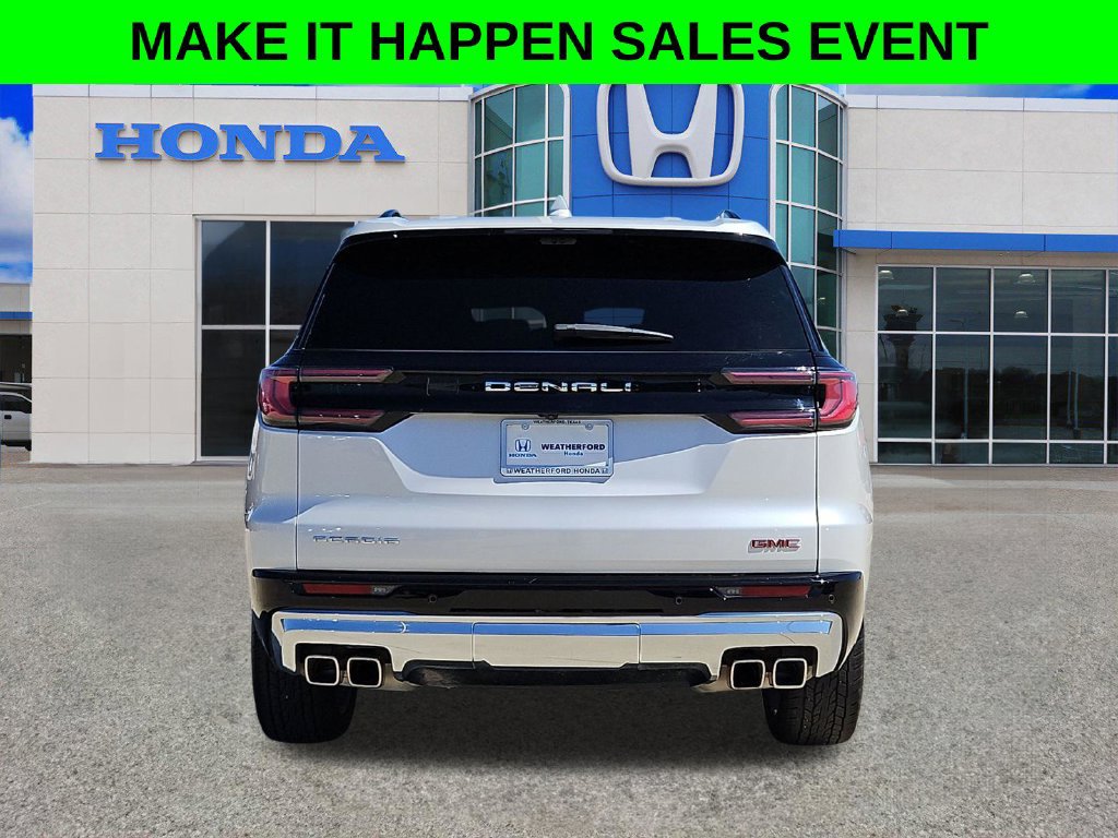 Used 2025 GMC Acadia Denali w/ Super Cruise Package FWD image 4