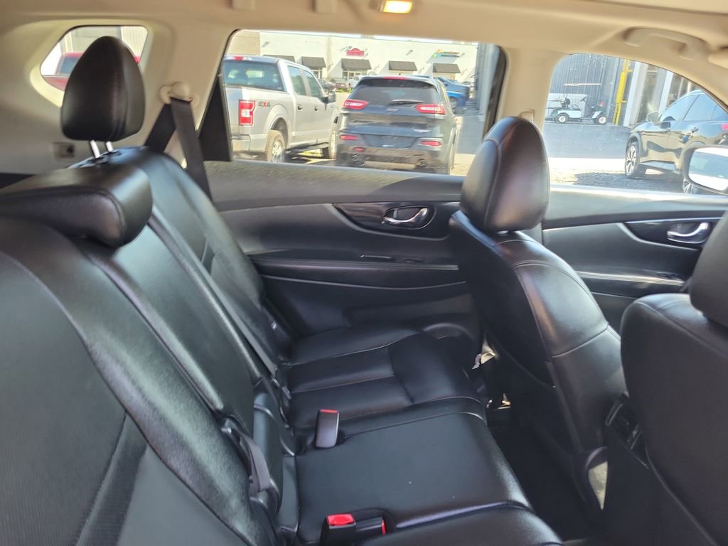 Used 2020 Nissan Rogue SL w/ Premium Package AWD/4WD image 34