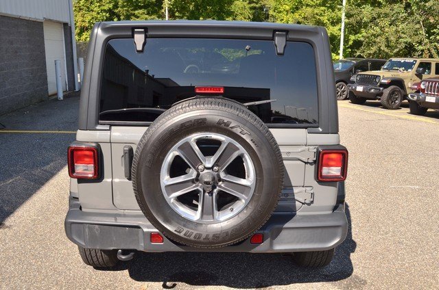 Used 2021 Jeep Wrangler Unlimited Sahara image 7