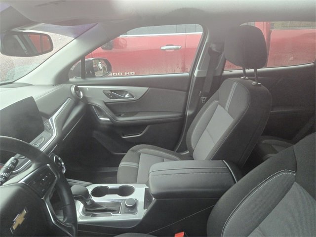 Used 2024 Chevrolet Blazer LT w/ Convenience Package image 8