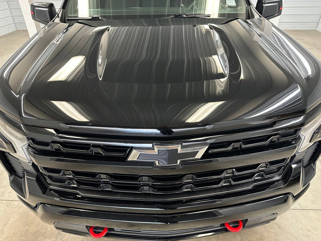 Certified 2022 Chevrolet Silverado 1500 RST w/ Redline Edition image 40