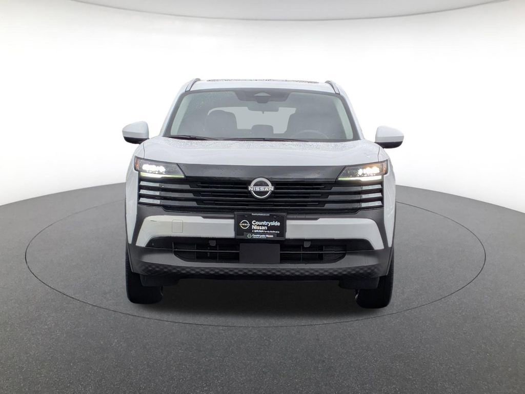 Used 2025 Nissan Kicks SV w/ SV Premium Package image 2