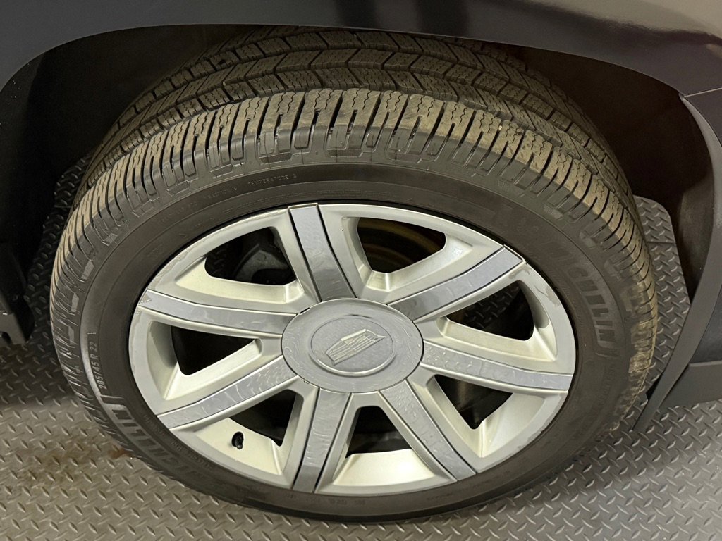 Used 2019 Cadillac Escalade ESV Luxury image 19