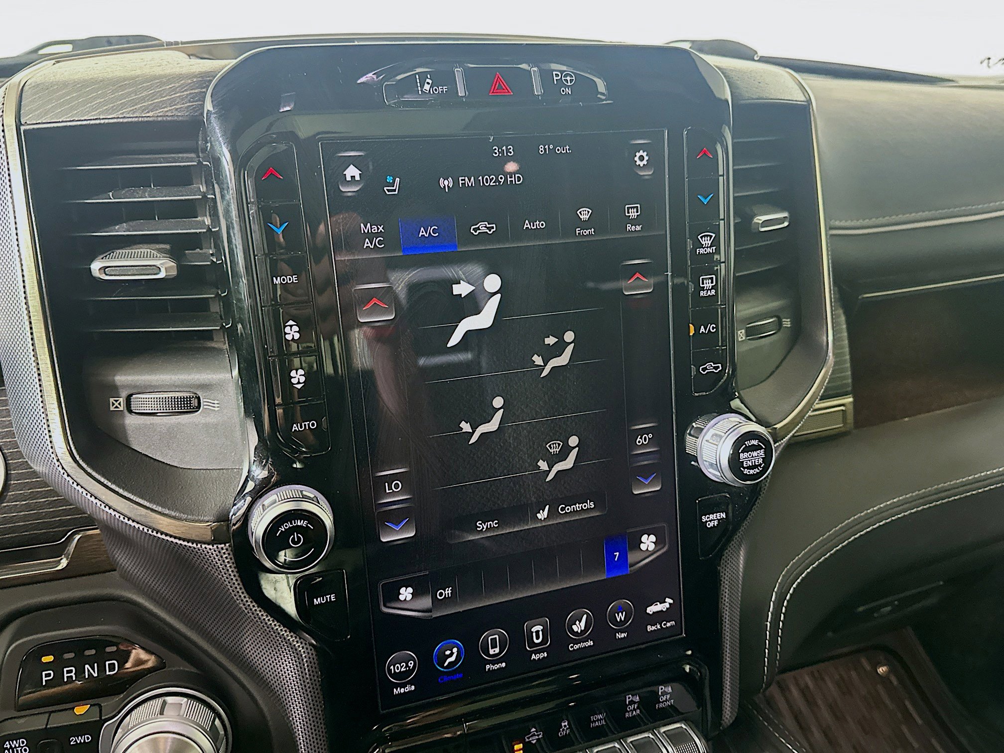 Used 2019 RAM 1500 Limited AWD/4WD image 24