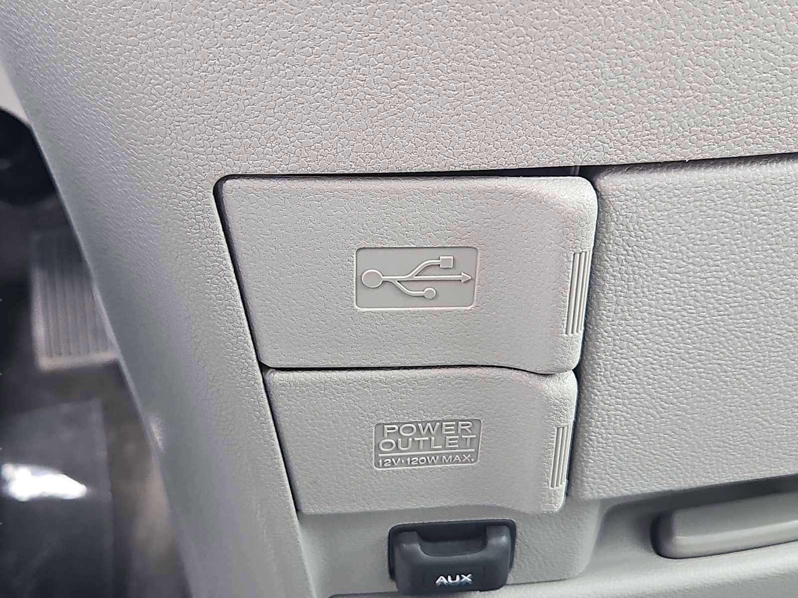 Used 2015 Honda Odyssey EX-L image 18